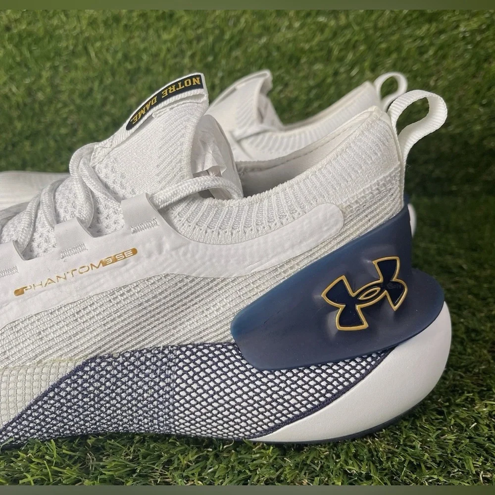 Under Armour University of Notre Dame ND Fighting irish Athletic shoes 3026908